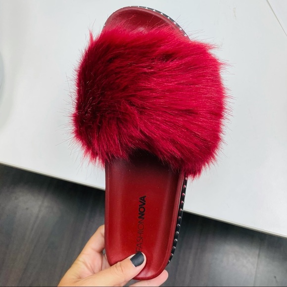Fashion Nova Burgundy Fur Slide - Picture 3 of 4